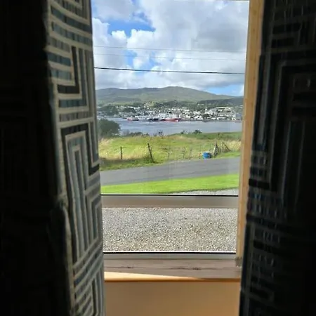 בית נופש Benroe House 5 Bedrooms *