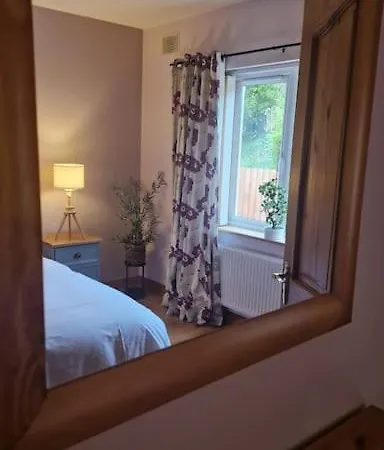 Benroe House 5 Bedrooms Killybegs