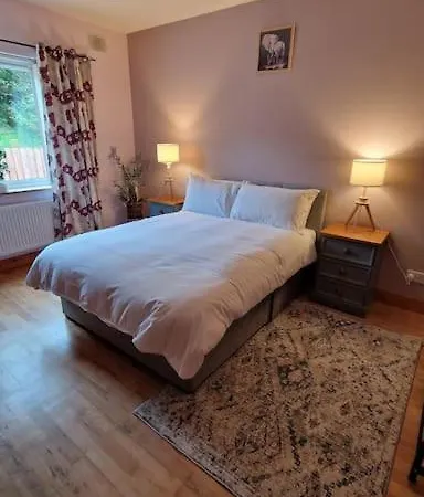 度假居 Benroe House 5 Bedrooms