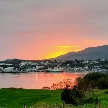 Benroe House 5 Bedrooms Сasa de vacaciones *