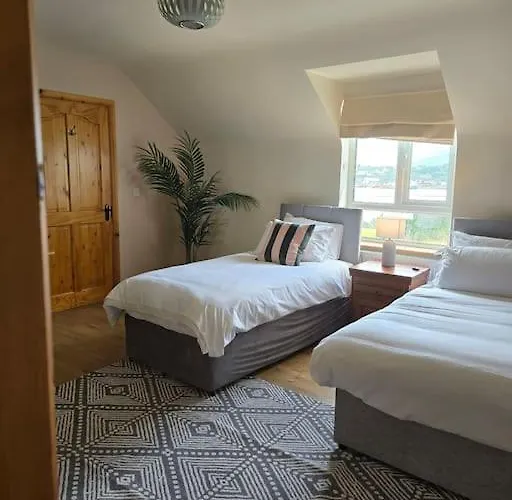 Benroe House 5 Bedrooms Ferienhaus Killybegs