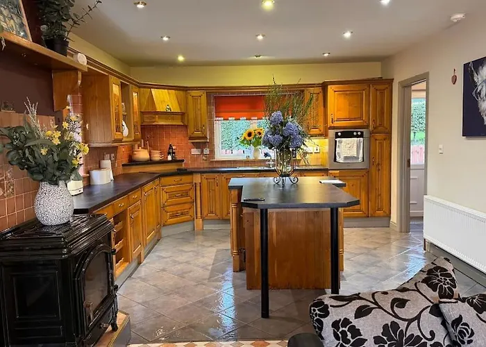 Benroe House 5 Bedrooms * Killybegs