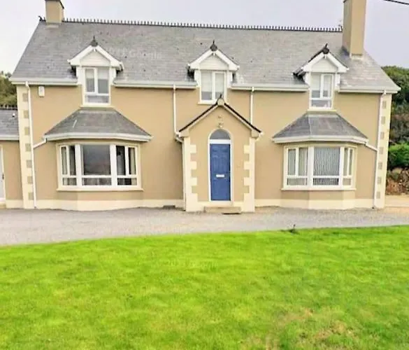 Benroe House 5 Bedrooms Сasa de vacaciones *