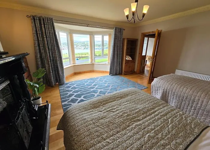 Benroe House 5 Bedrooms * Killybegs