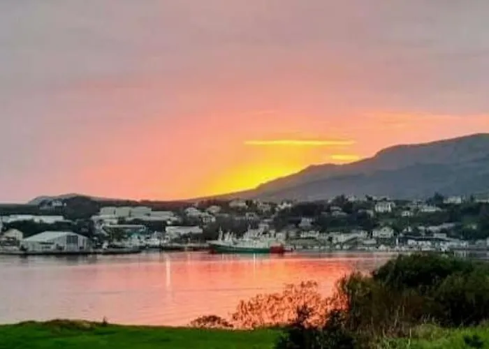 Benroe House 5 Bedrooms Сasa de vacaciones *